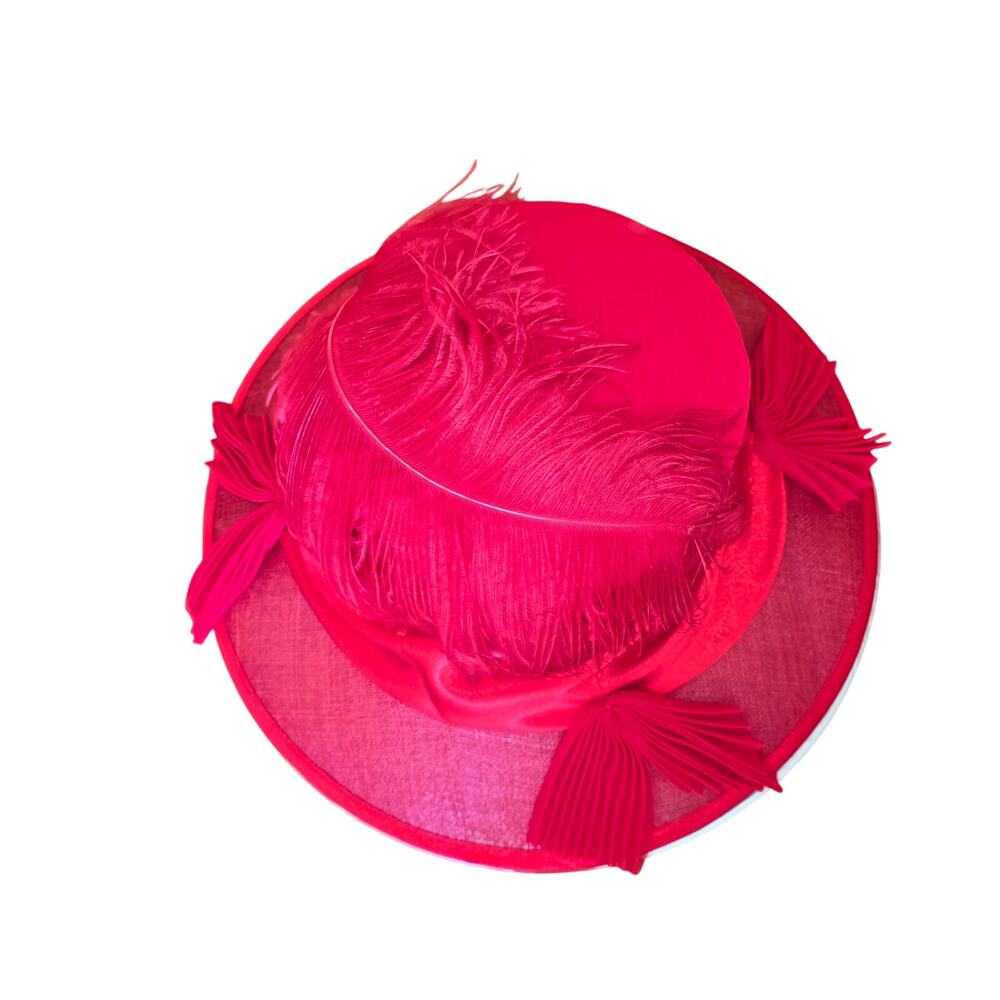 NWT Elite Champagne, red woven straw‎ and satin ribbon hat w/feathers #21 (3058)
